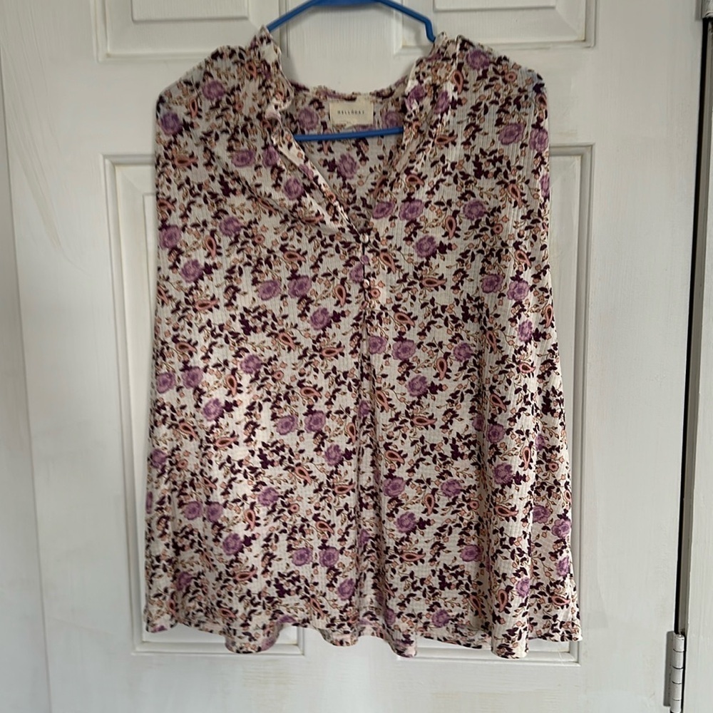 Melody’s floral top size 1x